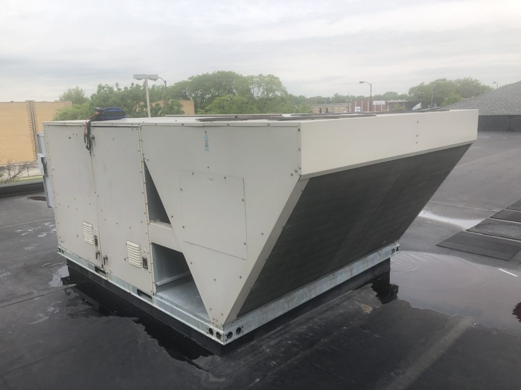 Fixing Commercial Roof Top Air Conditioner Unit - Arlington Heights Illinois